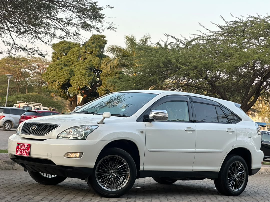 TOYOTA HARRIER 240G thumbnail 2